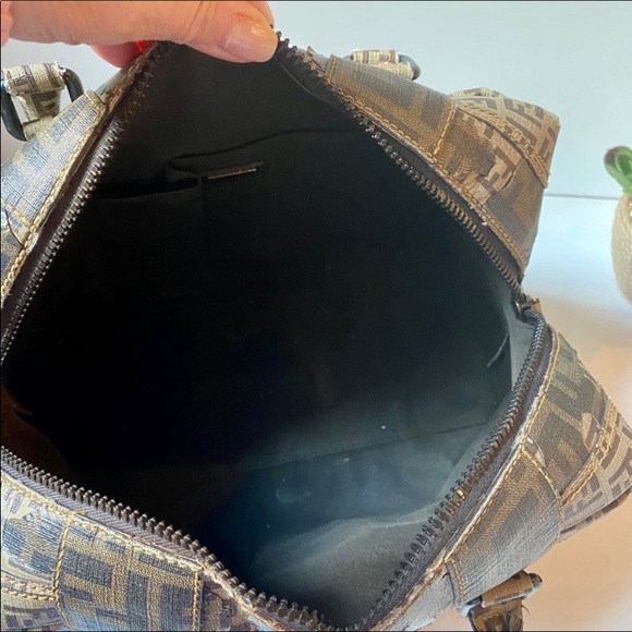 🔥 Fendi Camo zucca bowler doctor hand bag 🔥 - Picture 4 of 15